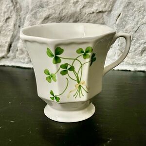 Vintage Hallmark porcelain  teacup shamrock clover